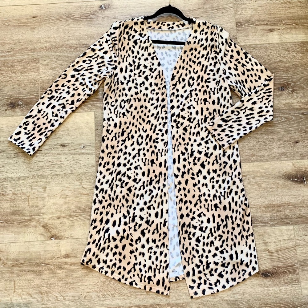 Womens Large Cheetah Print Long Sweater Cardigan Jacket from a Boutique